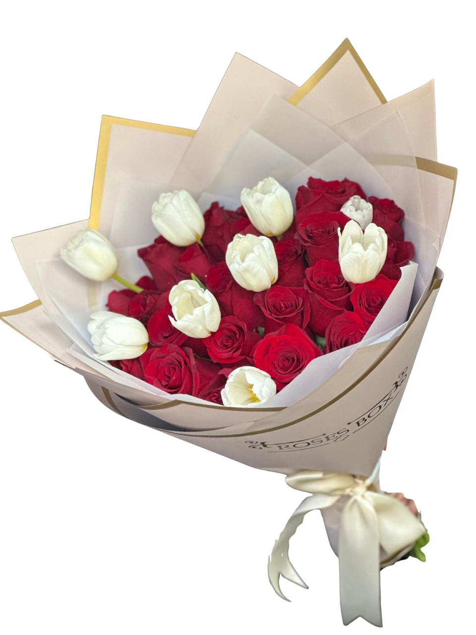 Ramo 25 rosas y 10 tulipanes